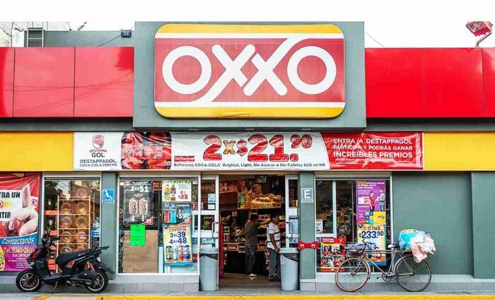 #Fotos | Sujeto asalta Oxxo en Ciudad Industrial de Morelia 