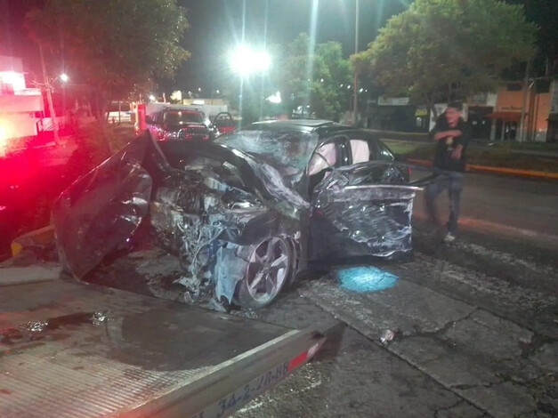 Fuerte accidente en Pátzcuaro deja una persona herida