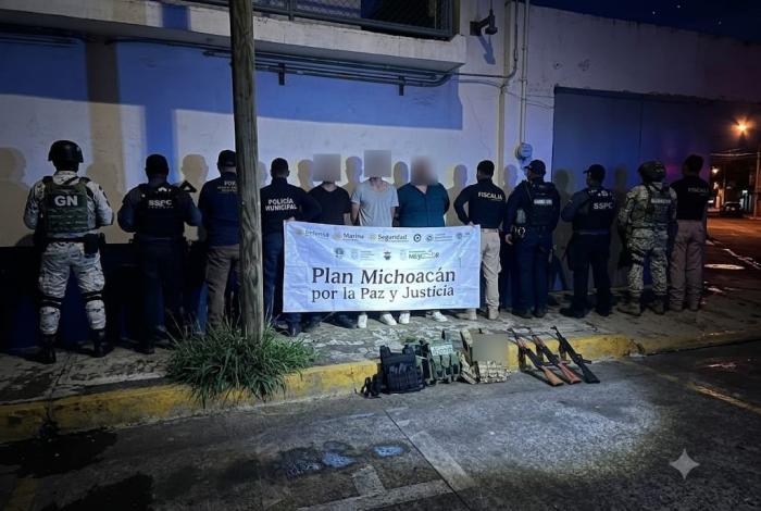 Fuerzas estatales y federales detienen a tres hombres en posesión de armas largas: SSP