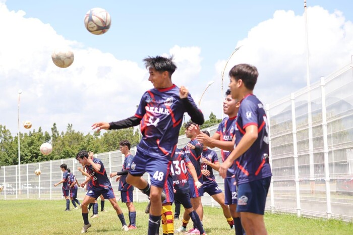 Futbolistas nicolaitas tendrán cancha de Futbol 7