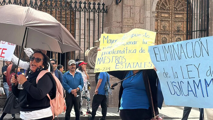 Gabriela Molina nos cierra las puertas: maestros de Michoacán