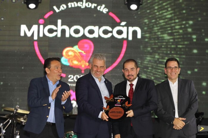 #Galería | Agradece Bedolla a revista México Desconocido entrega de premios Lo Mejor de Michoacán