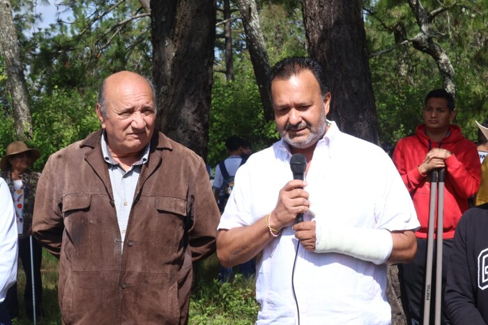 #Galería | Autoridades municipales y estatales reforestan con tres mi plantas de pino el Cerro Blanco