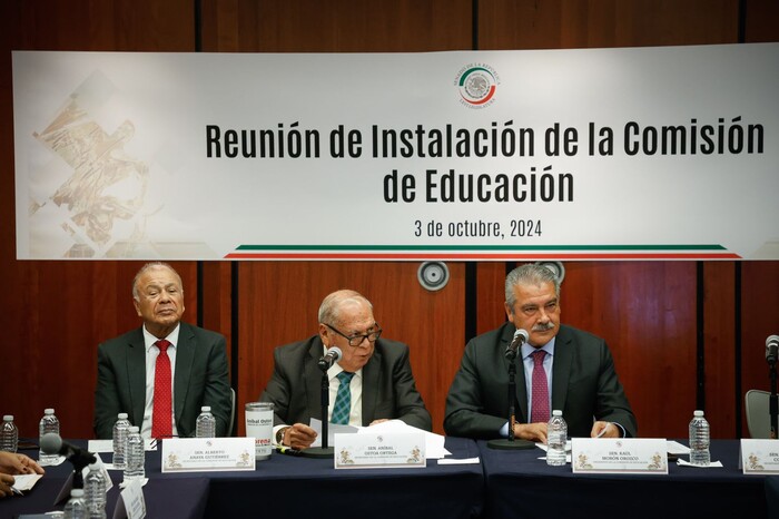 #Galería | Legislaremos por una educación justa, gratuita y con miras al futuro, asegura Raúl Morón