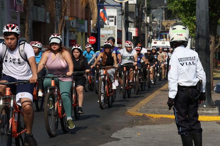 #Galería | Niños, niñas y ciclistas rodaron la bici con la Guardia Civil