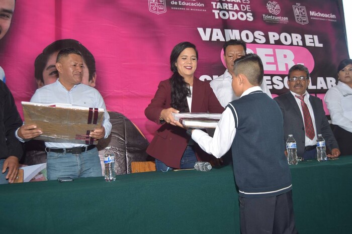 #Galería | Reforzarán Secum y SEE fomento a la lectura en nuevo ciclo escolar