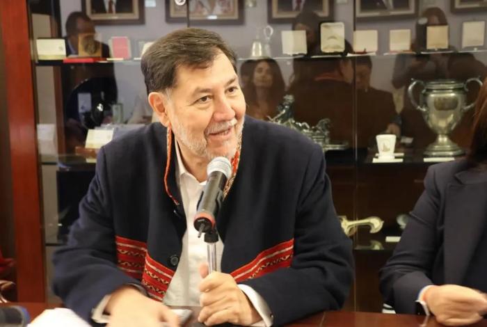 Gerardo Fernández Noroña defiende el Tren Maya y minimiza el descarrilamiento