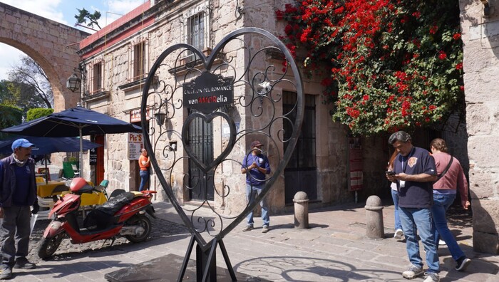 Gerencia del Centro Histórico renueva ‘Corazón’ del Callejón del Romance