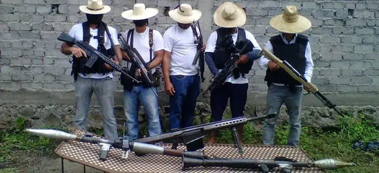 Giran orden de aprehensión contra “El Botox”, líder de Los Blancos de Troya, por asesinato de Bernardo Bravo