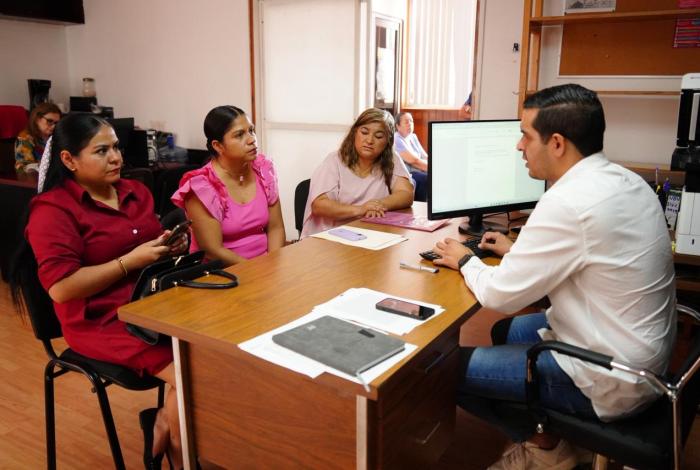 Gobierno de Bedolla busca repatriar a joven michoacano hospitalizado en Praga