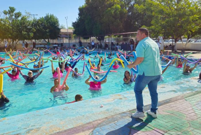 Gobierno de Lázaro Cárdenas promueve mega clase y convivencia “Aquafitness”
