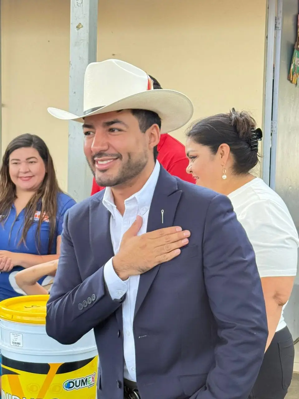 Gobierno de Los Reyes fortalece infraestructura educativa con apoyo de la iniciativa privada: Humberto Jiménez