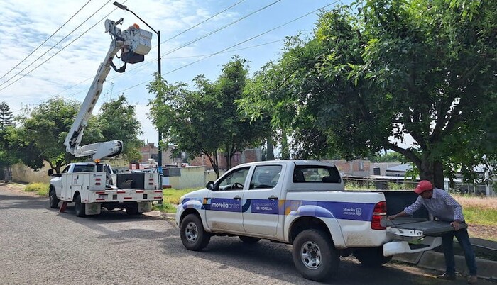 Gobierno de Morelia lleva jornada integral de limpieza y servicios a Villas de la Loma