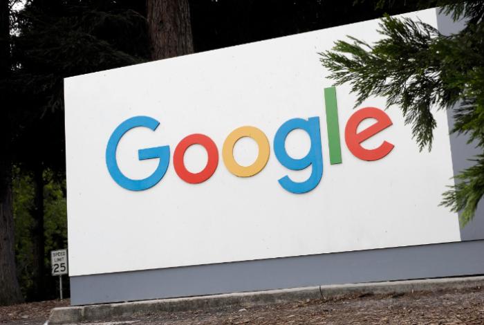 Google lanza modelo de IA que hace sombra a Photoshop y Adobe lo incluye en su ecosistema