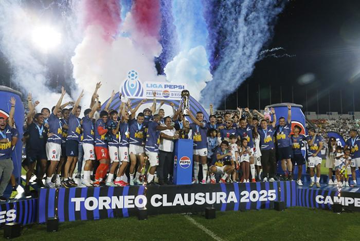 Gotham vece a Tigres y se lleva título de la Copa de Campeonas de la Concacaf