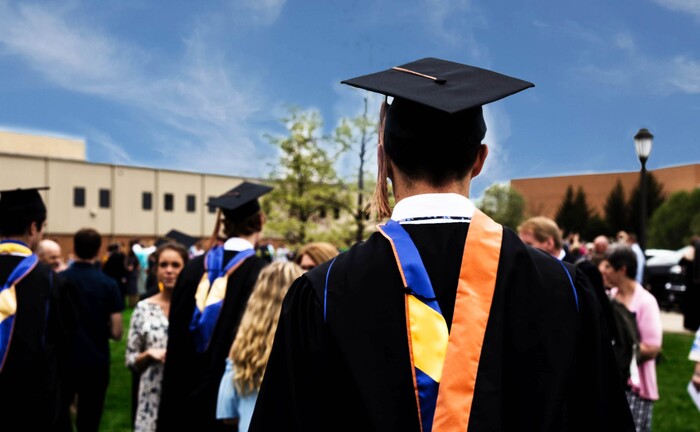 Gracias a becas estudiantes michoacanos dan la vuelta al mundo: IEMSySEM