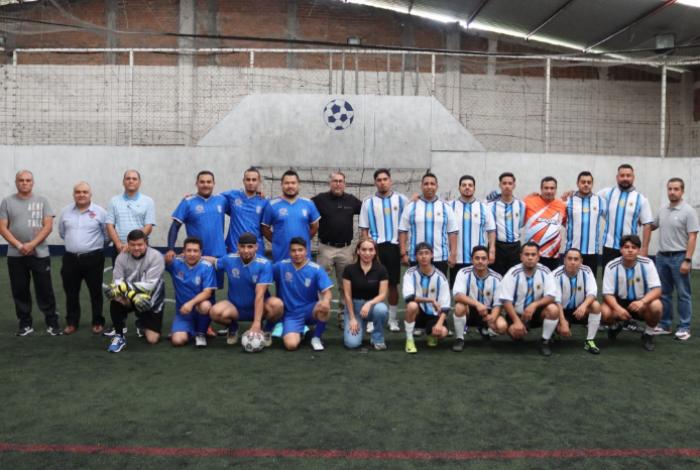 Gran pasión se vivió en el arranque del Torneo de Fútbol Rápido de Kimberly-Clark