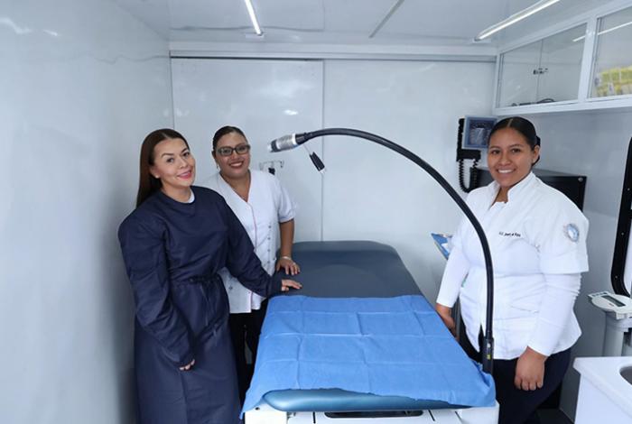 Gratuitos, todos los servicios contra cáncer de mama para michoacanas sin seguridad social