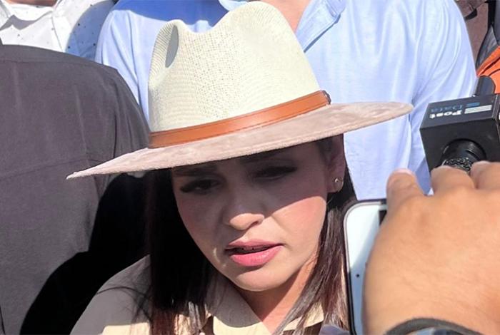 Grecia Quiroz presenta ante la FGE una denuncia formal en contra de Morón, Godoy y Nacho Campos