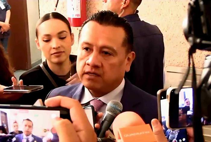 Grecia Quiroz presenta solicitud de investigación; FGE verificará 11 videos antes de integrarlos al expediente