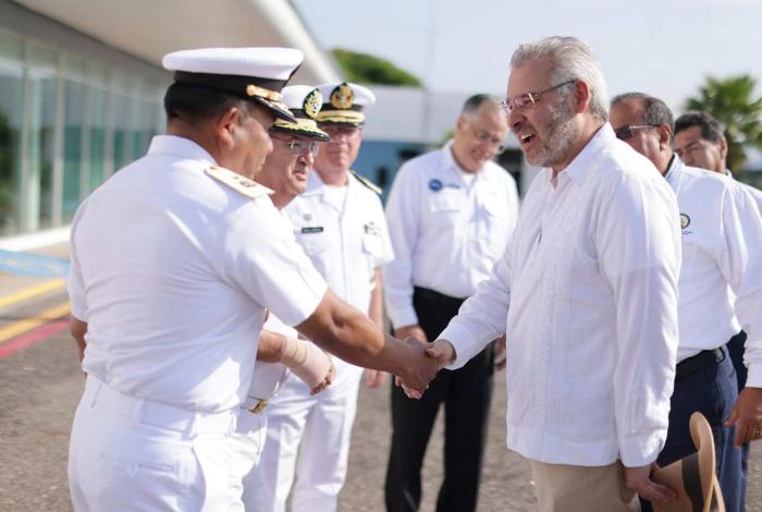 Grupo Aeroportuario de la Cdmx toma el control de la terminal en LC en septiembre: Bedolla