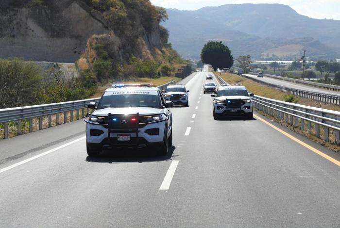 Guardianes del Camino blindan carreteras en Michoacán; vigilan y auxilian ante fallas mecánicas