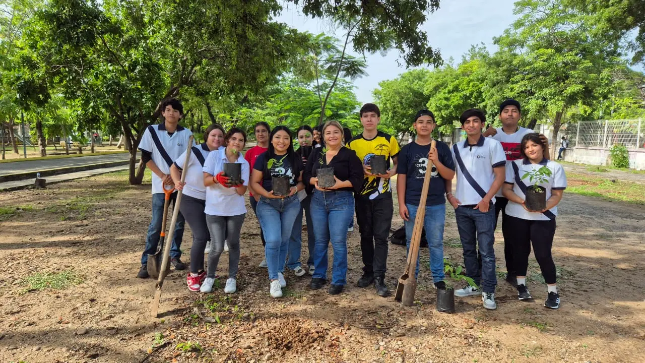 H. Ayuntamiento e ICEP Participan en Campaña de Reforestación