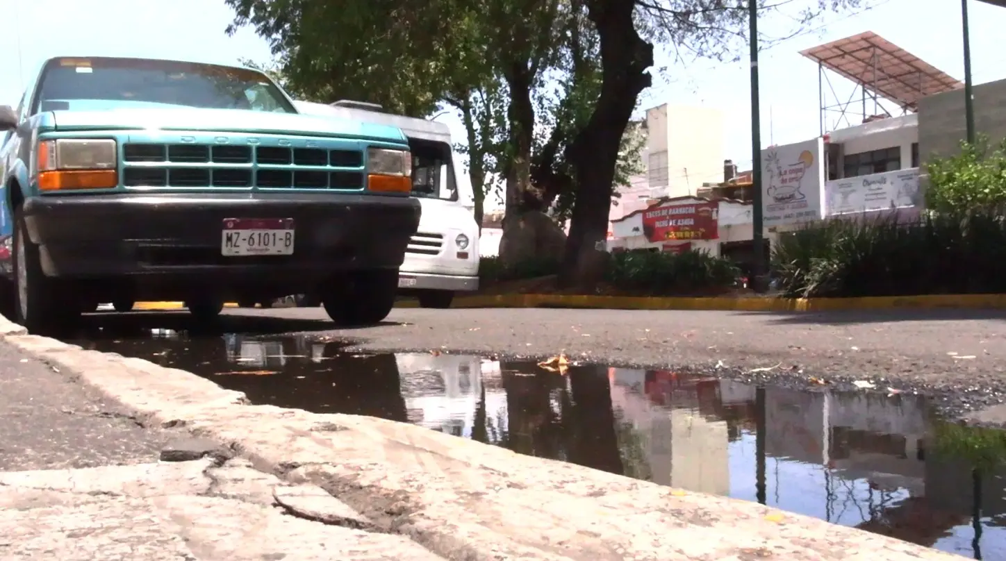 Habitantes del Boulevard García de León se preparan ante posibles inundaciones