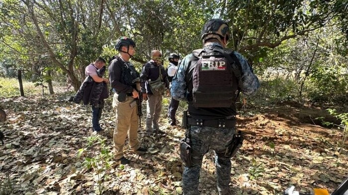 Hallan 17 cuerpos en fosas clandestinas en Chiapas