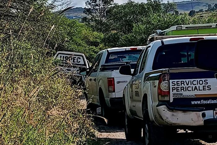 Hallan a hombre asesinado a tiros dentro de camioneta en Álvaro Obregón