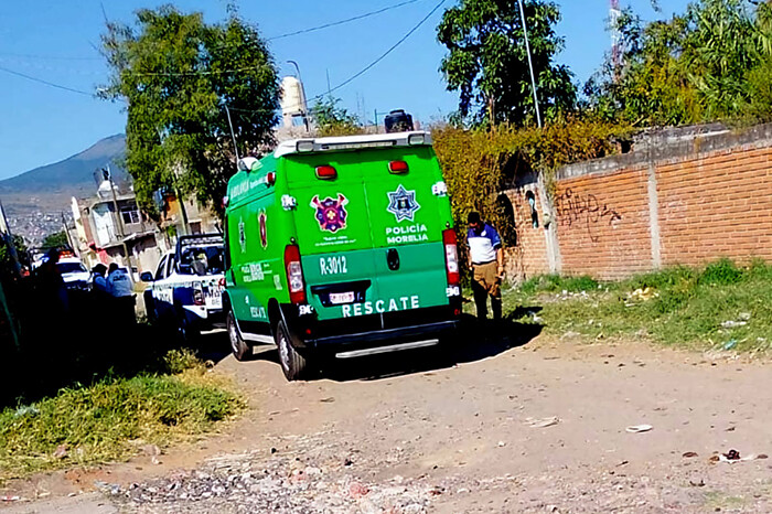 Hallan el cuerpo putrefacto de un hombre en la colonia San Juanito Itzícuaro, en Morelia