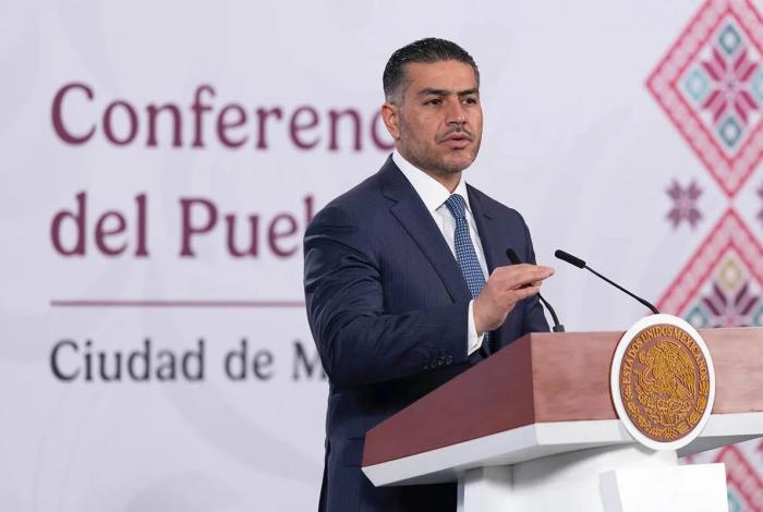 Harfuch descarta terrorismo en explosión de auto bomba en Coahuayana, Michoacán