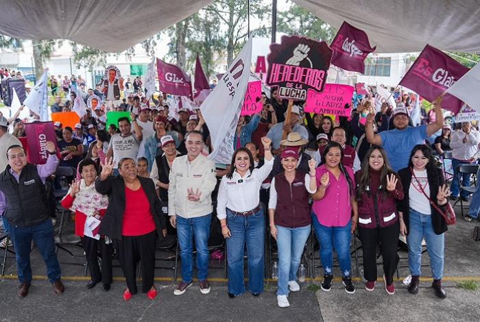 “Hay Morena para rato”: Gladyz Butanda defiende la transformación en tenencia Morelos