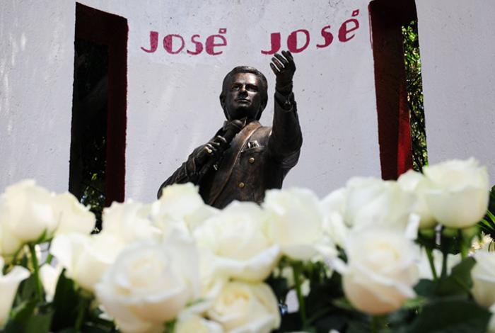 Hoy, 20 de abril, es el Día Internacional de José José; te decimos por qué