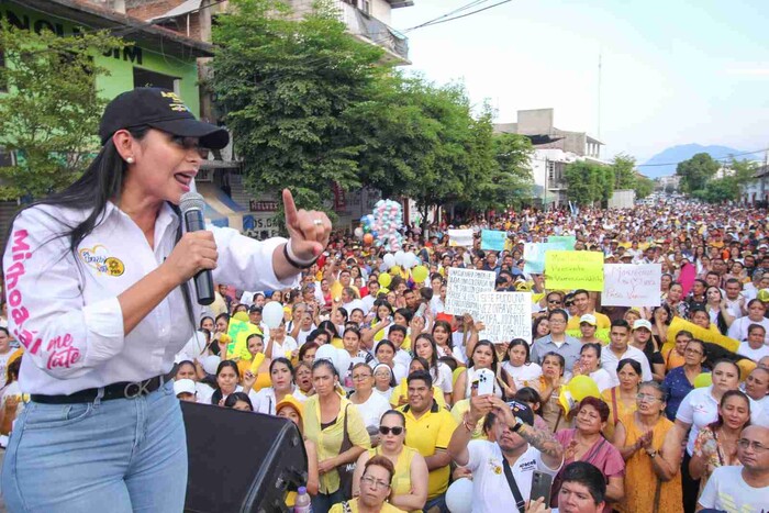 Huetamo va con Fuerza y Corazón por México: Araceli Saucedo               