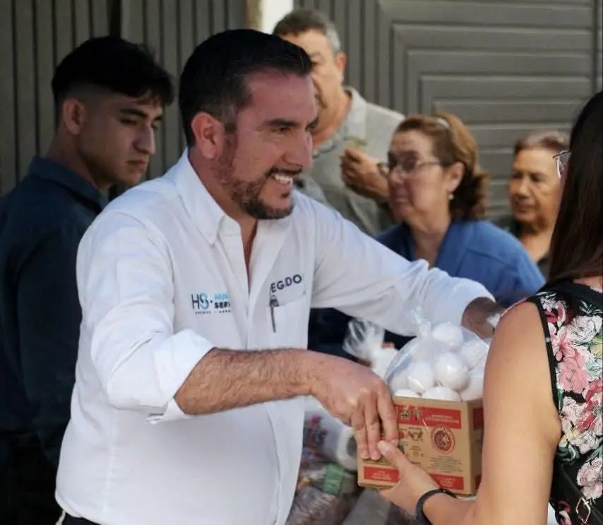 Hugo Servín presenta calendario de su “Casa de Acción Social Móvil” de octubre