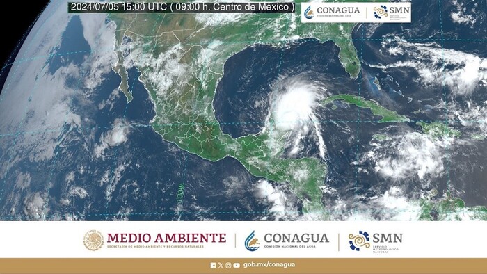 Huracán Beryl continúa en tierra sobre el norte de la península de Yucatán