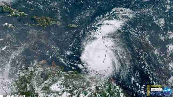 Huracán Beryl tocará territorio mexicano como categoría 1: Meteorólogo