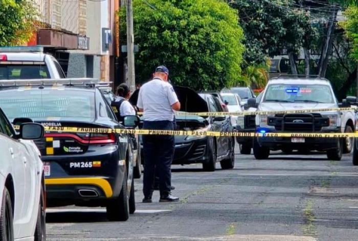 🚨🔴 ¡IDENTIFICAN  A JOVEN AS3S1NADO DENTRO DE CAFETERÍA EN MORELIA!