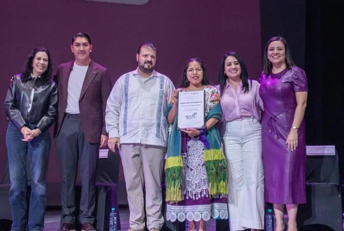 Ijumich reconoce talento y dedicación; entrega Premio Michoacano de la Juventud 2025