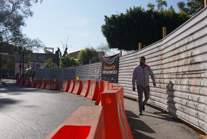 Implementan doble sentido a circulación por obras del Teleférico en Morelia