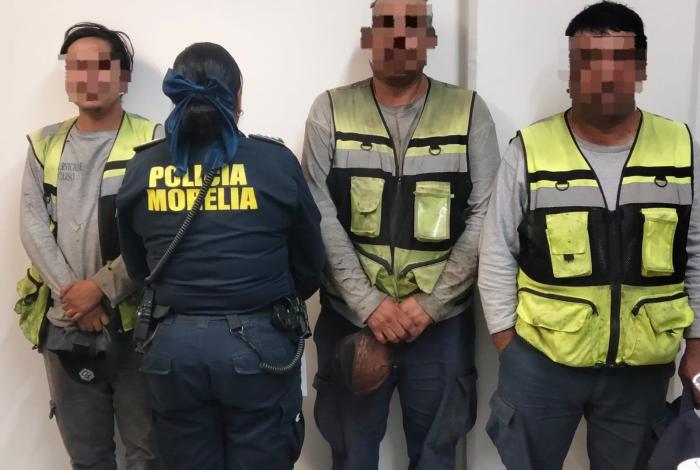 In fraganti: Agarran a tres robando cableado, en la Morelia-Pátzcuaro