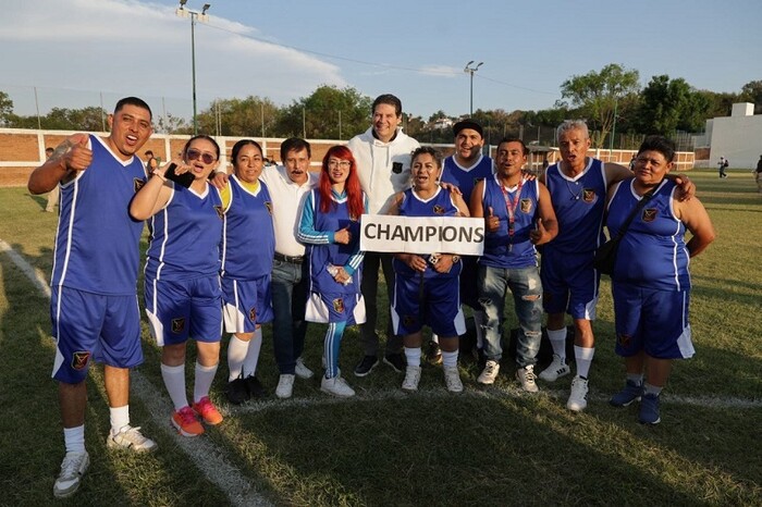 Inaugura Alfonso Martínez Torneo Deportivo del SEMACM