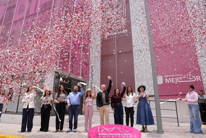 Inaugura Bedolla nuevo DIF Uruapan; dará dignidad y justicia social a miles de familias