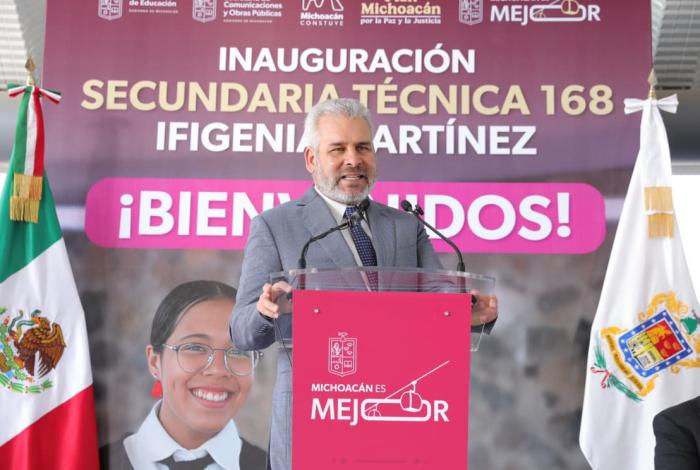 Inaugura Bedolla secundaria en Villas del Pedregal; se impulsa educación de más de 800 alumnos