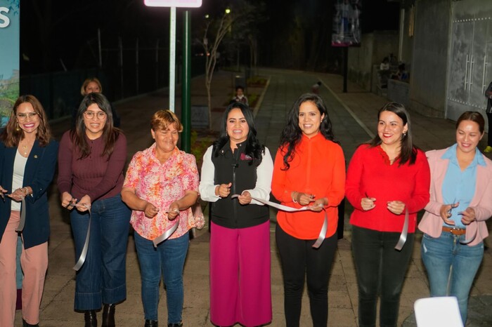 Inaugura Gladyz Butanda sendero seguro en tenencia Morelos; mujeres caminarán sin miedo