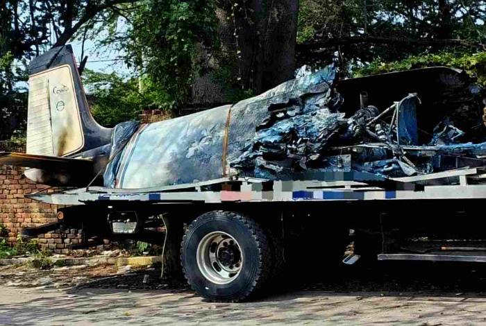 Incendian avioneta en pista aérea de Parácuaro; autoridades investigan