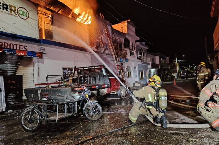 Incendio arrasa forrajera en Tangancícuaro, reportan pérdidas millonarias