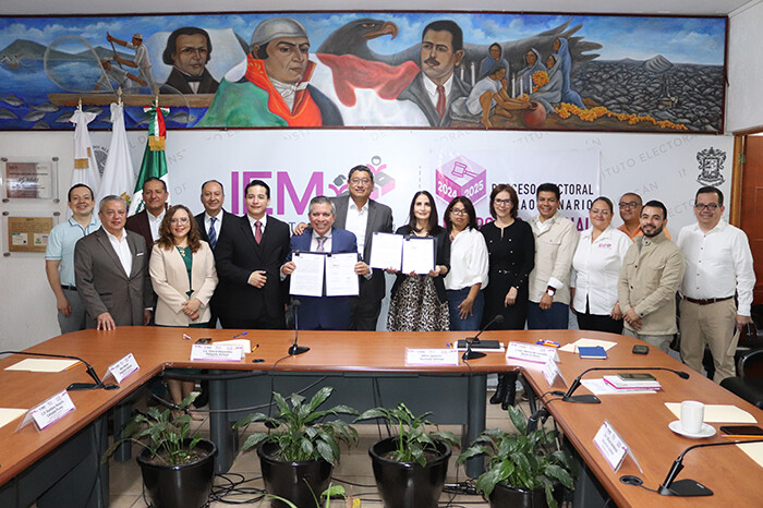 INE en Michoacán y el IEM firman convenio de colaboración para la elección judicial