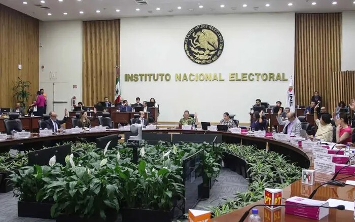 INE pone pausa al proceso para organizar la elección de jueces